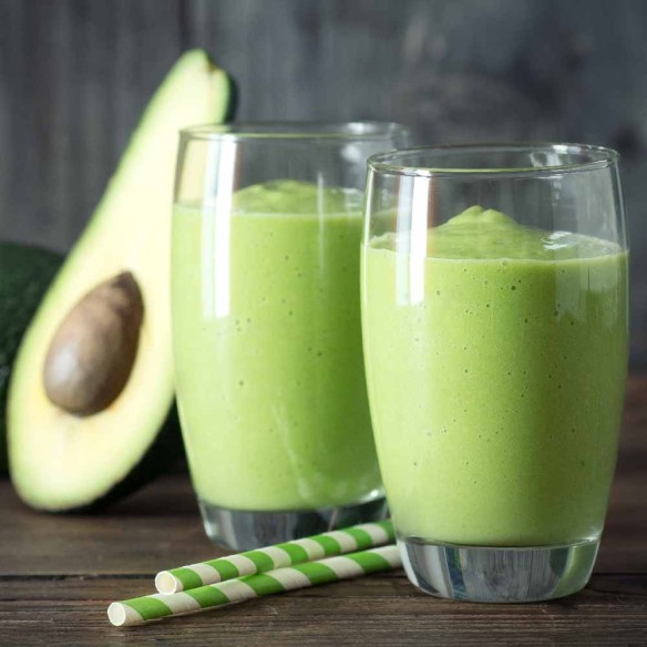 Avocado biologico fresco Almaverde Bio: acquista online su FruttaWeb.com