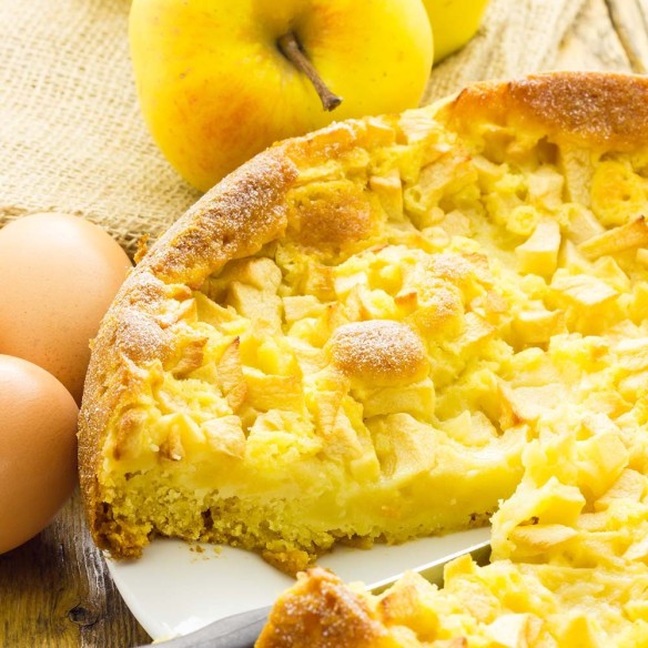 Torta di mele golden Almaverde Bio su FruttaWeb.com