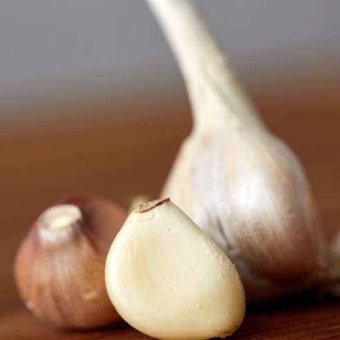 Aglio secco biologico italiano Almaverde Bio: acquista online su FruttaWeb.com