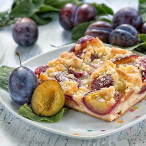 Torta con Susine Stanley Biologiche Almaverde Bio Acquista Online su fruttaweb.com