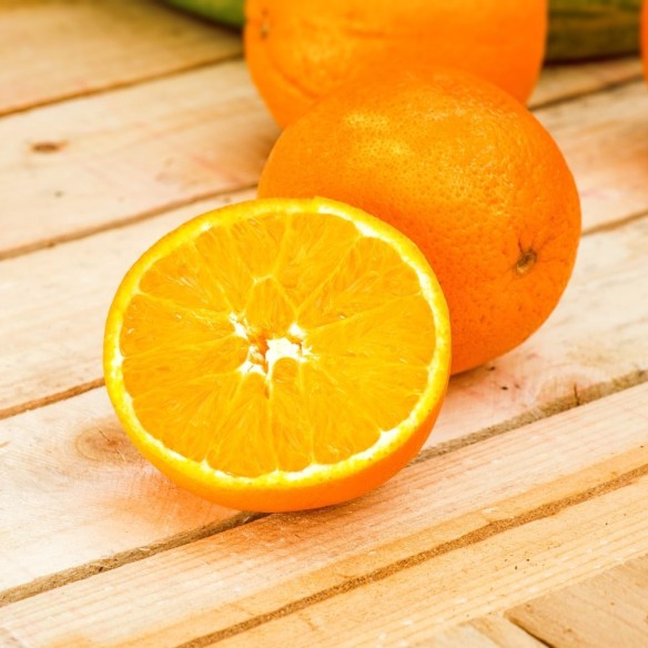 Arance Siciliane Naveline da tavola "3moretti": acquista online su FruttaWeb.com